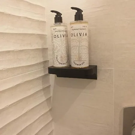 Iosagnanti Apartment *